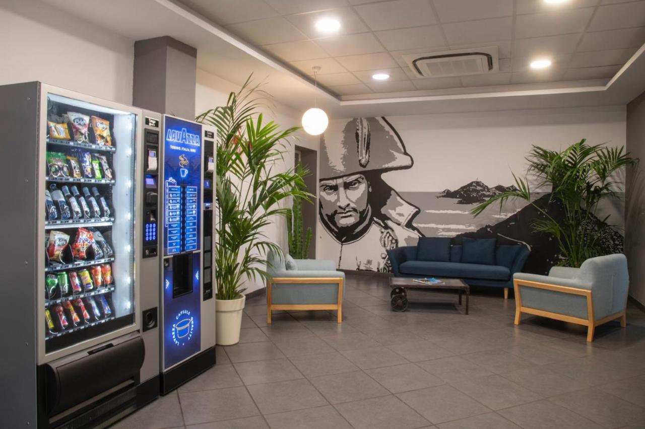 Ibis Budget Ajaccio Exterior foto