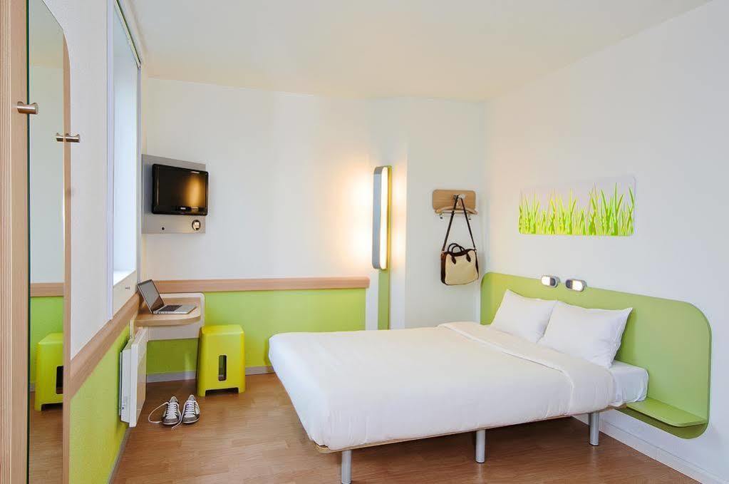 Ibis Budget Ajaccio Exterior foto